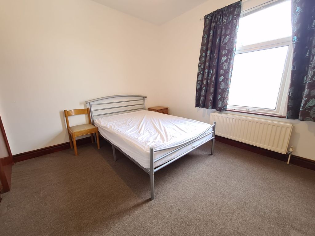 Property photo 2 of 4