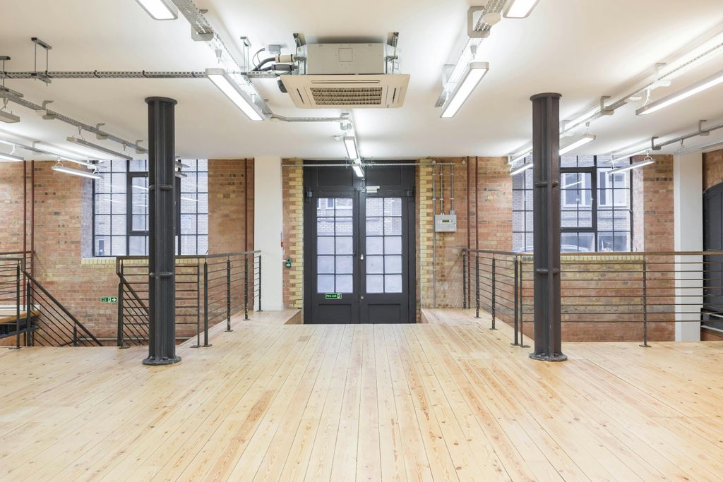 Property photo 3 of 16 17.Jpg