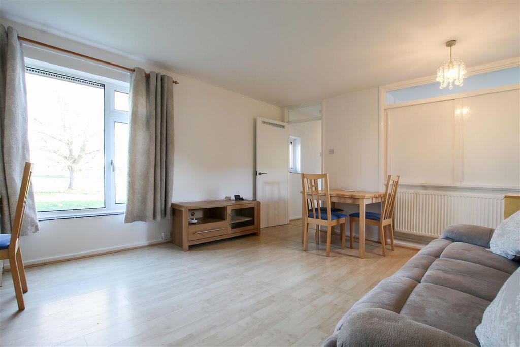 Property photo 3 of 9 Img_5703.Jpg