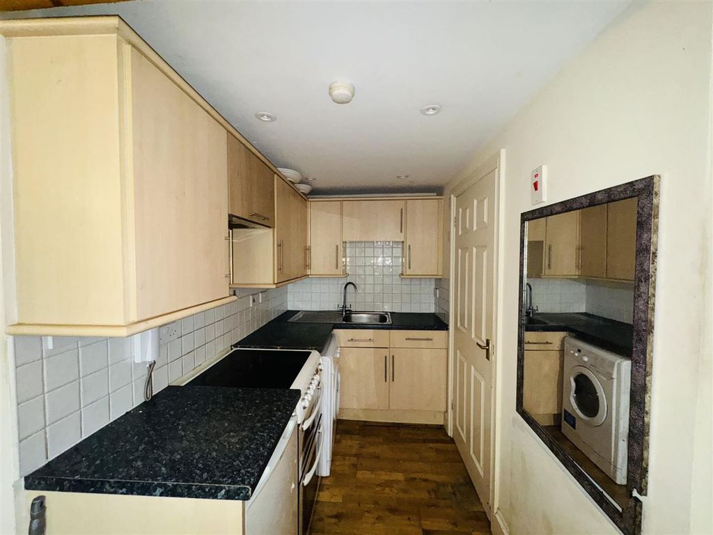 Property photo 3 of 6 Img_2927.Jpeg