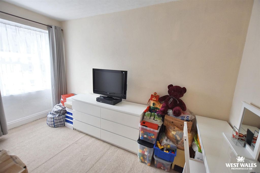 Additional image 13 of 3 bed end terrace house for saleArthur Street, Pembroke Dock SA72