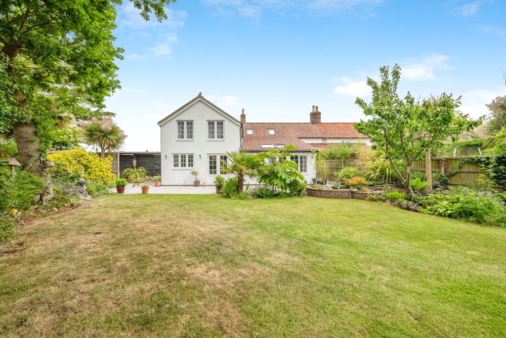 Property photo 3 of 32