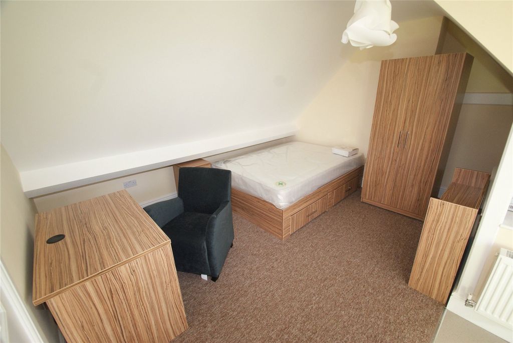 Property photo 1 of 3 Picture No. 04