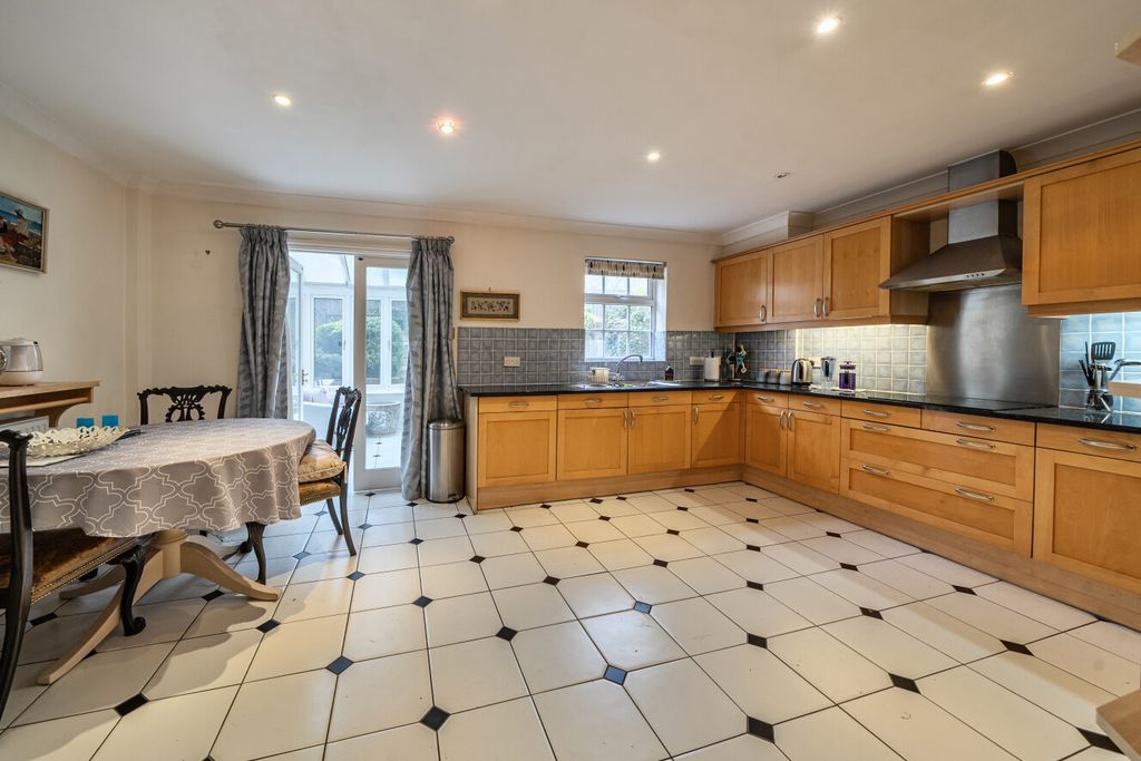 Property photo 3 of 16 1425581-9-69B2d44...