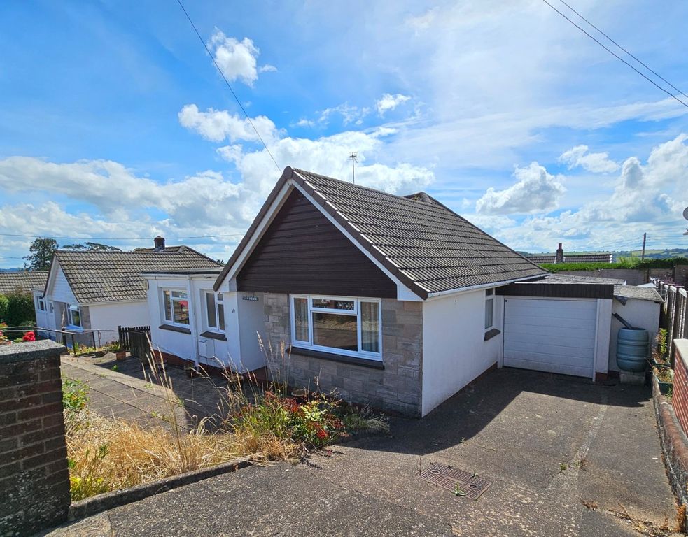 Property photo 1 of 12 Tiverton, Seddons