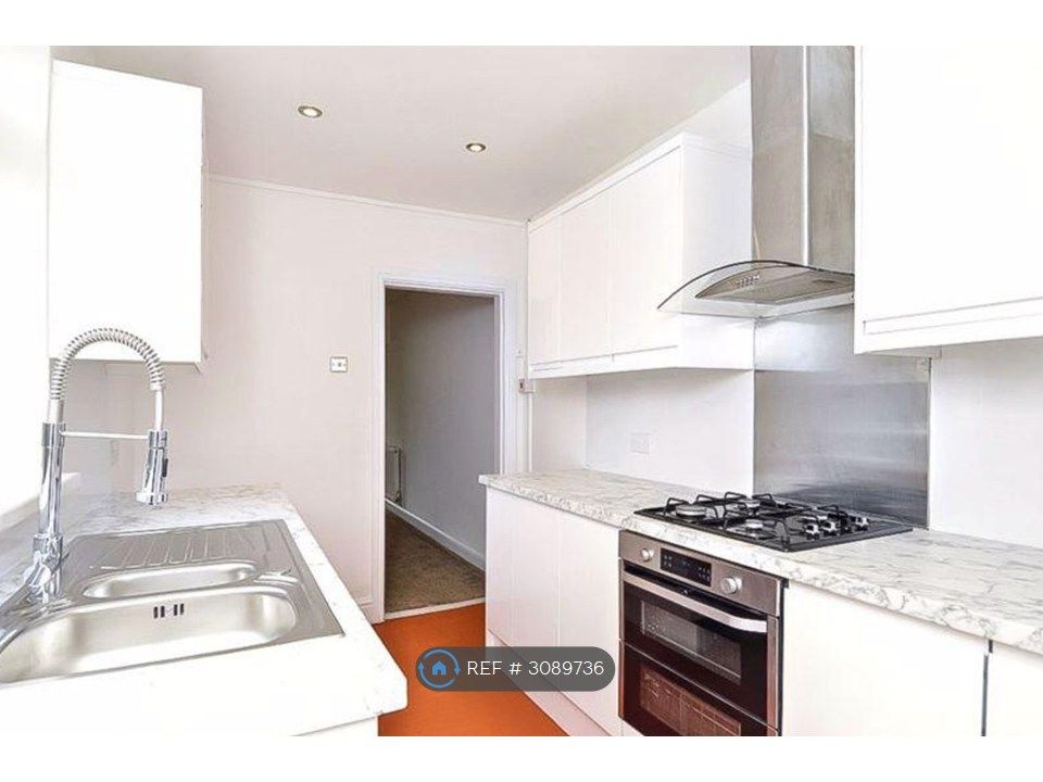 Property photo 1 of 33