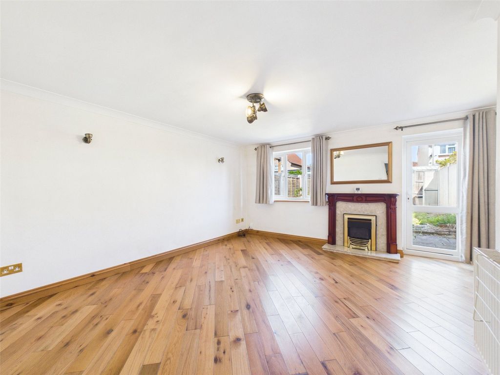 Property photo 3 of 8 Picture No. 03