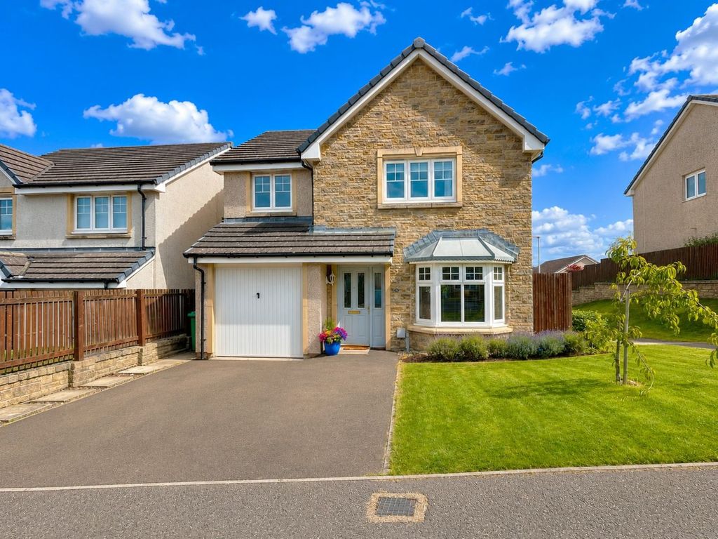 Property photo 1 of 31