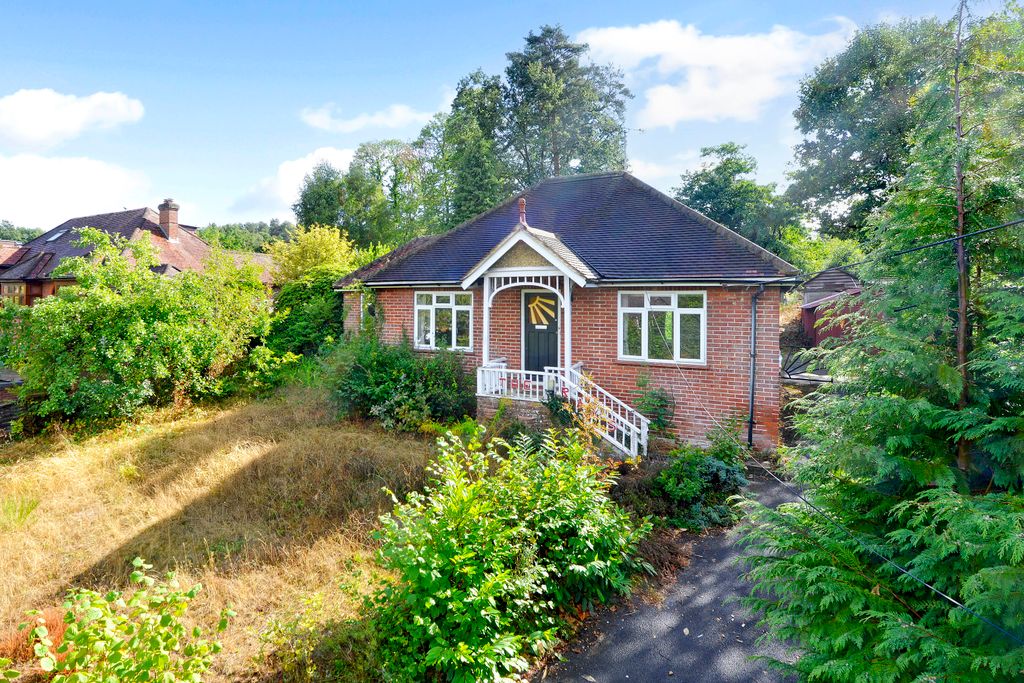 Property photo 1 of 17