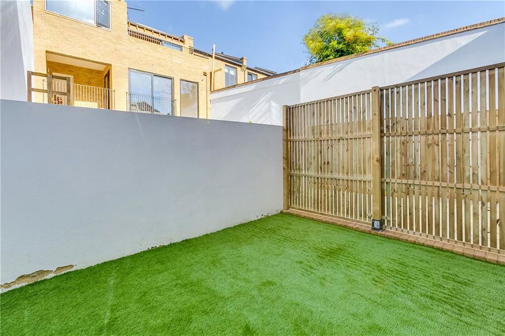 Property photo 3 of 7