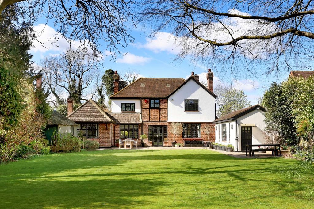 Property photo 2 of 23 Picture No. 08