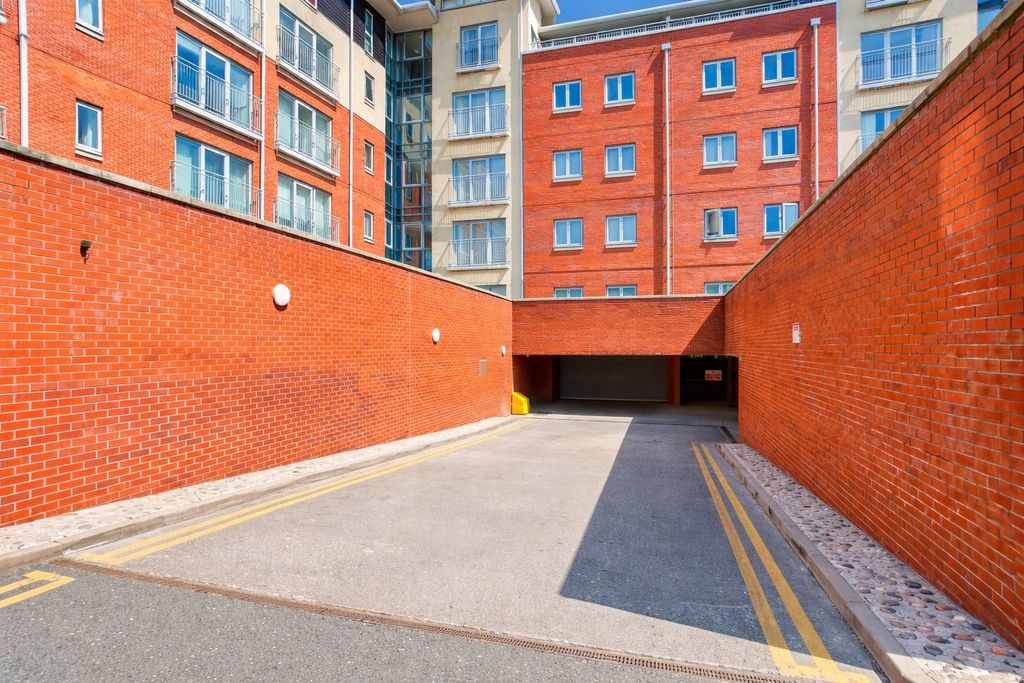 Additional image 10 of 3 bed flat to rentQueens Road, Chester CH1