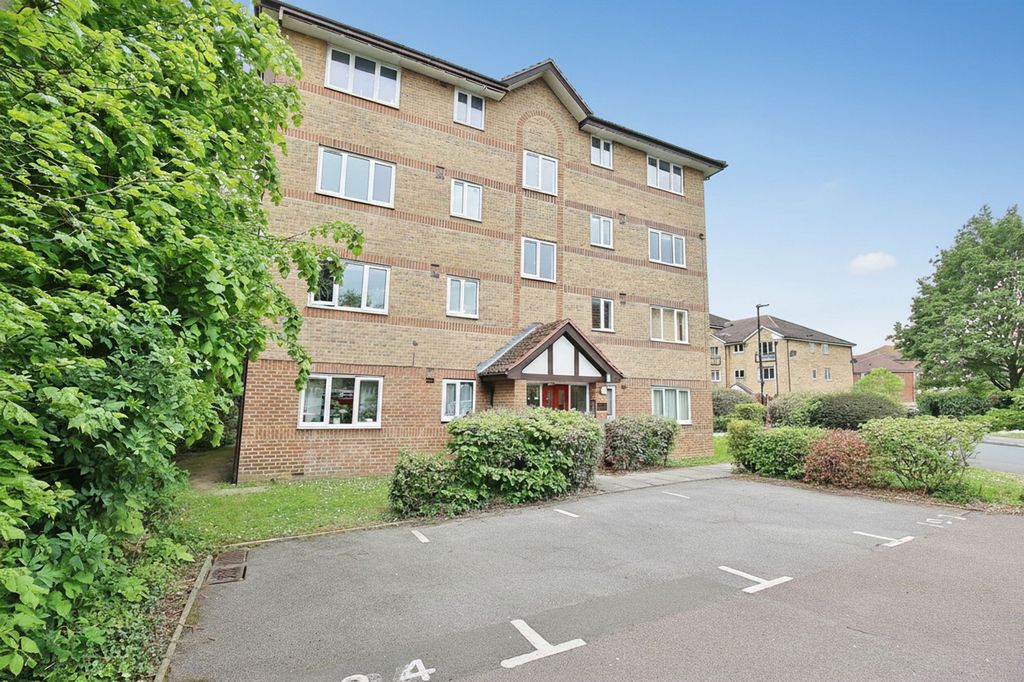 Property photo 1 of 5