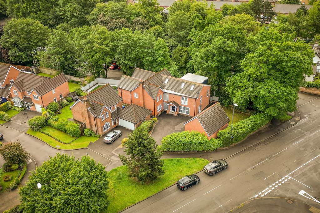 Additional image 28 of 6 bed detached house for saleWhittlebury Drive, Littleover, Derby DE23