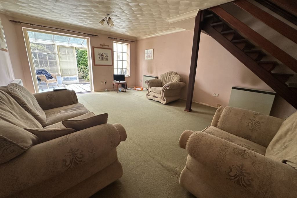 Property photo 3 of 14 Photo 10