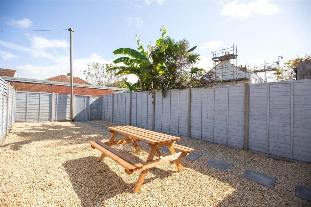 Property photo 3 of 21 Garden