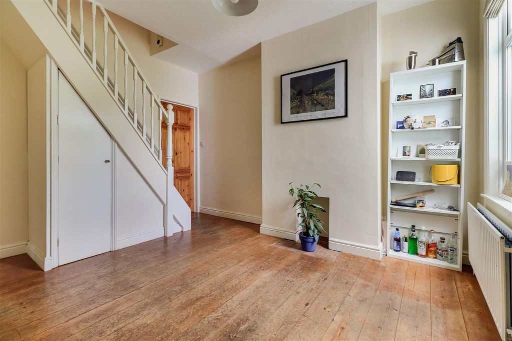 Property photo 2 of 19 Img (8).Jpg