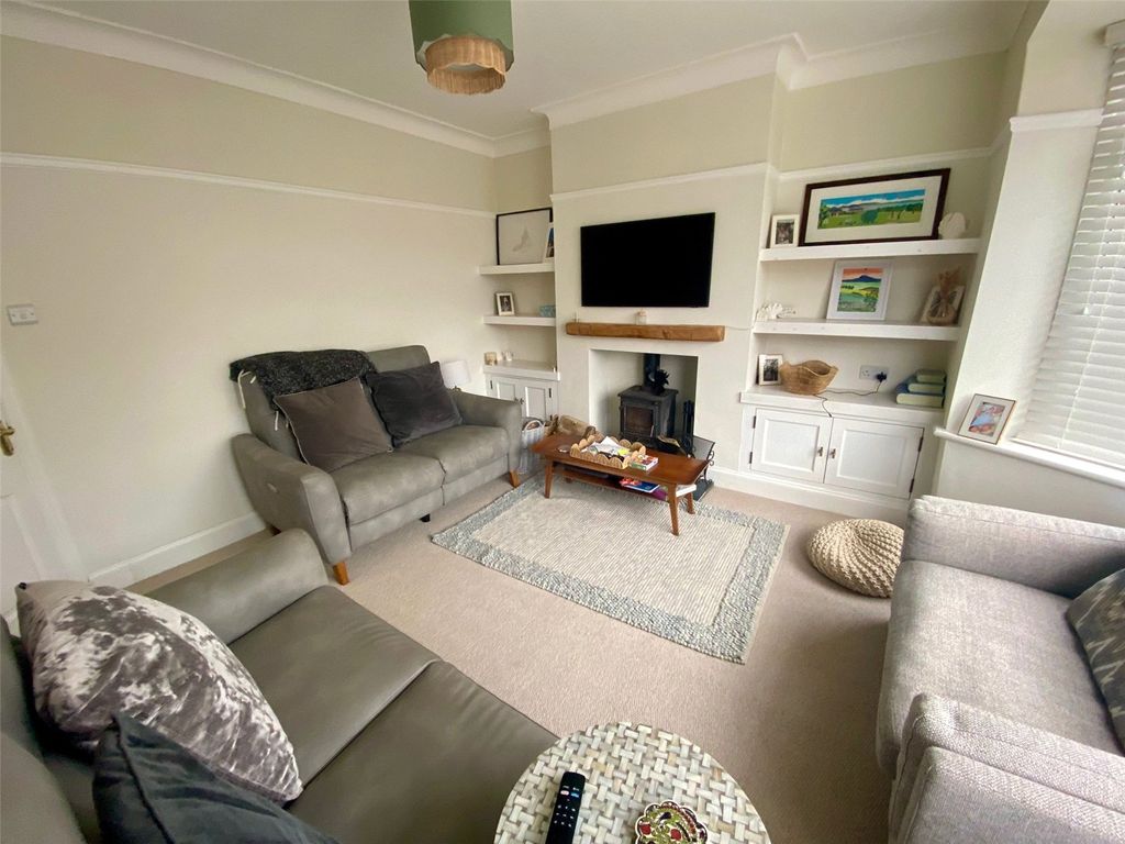 Property photo 3 of 18 Picture No. 17