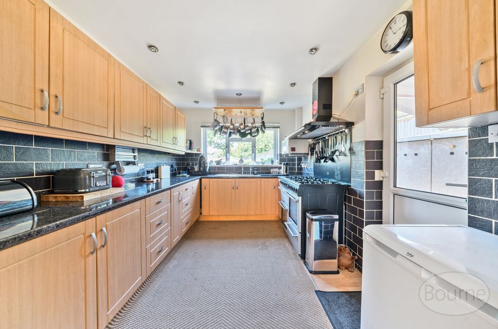 Property photo 3 of 22 2815056B-A13A-4Ad...
