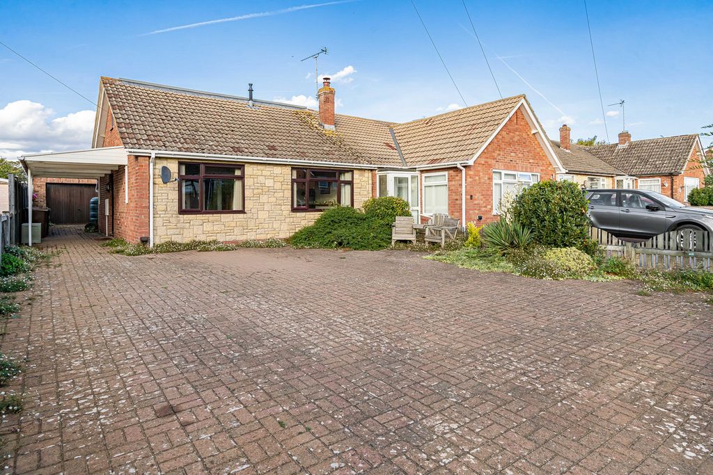 Property photo 1 of 30