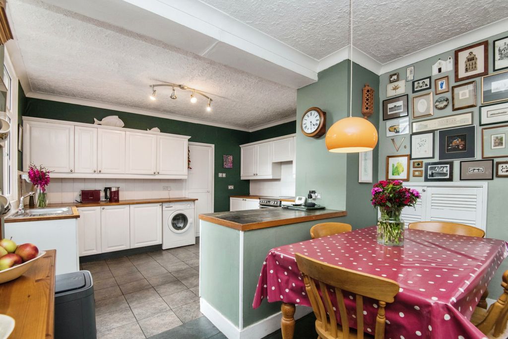 Property photo 3 of 15 Front