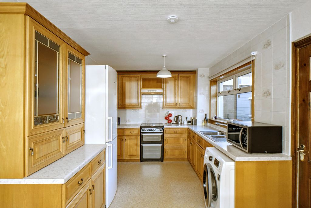 Property photo 3 of 14 Property Image 3