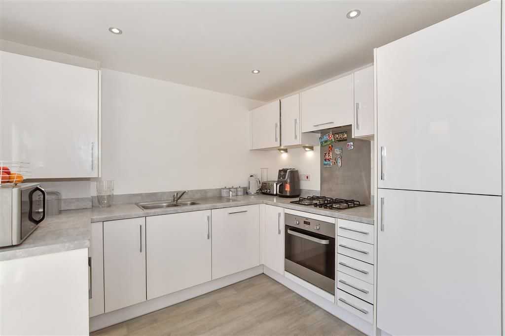 Property photo 3 of 4 Kitchen/Diner