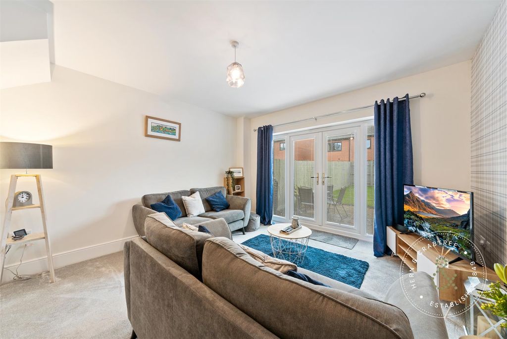 Property photo 3 of 23 Heol-Cynwrig-6.Jpg