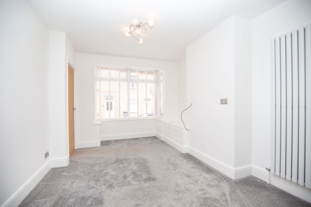 Property photo 2 of 18 Mw26-1481