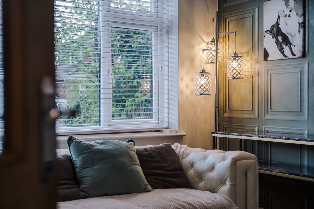 Property photo 3 of 32