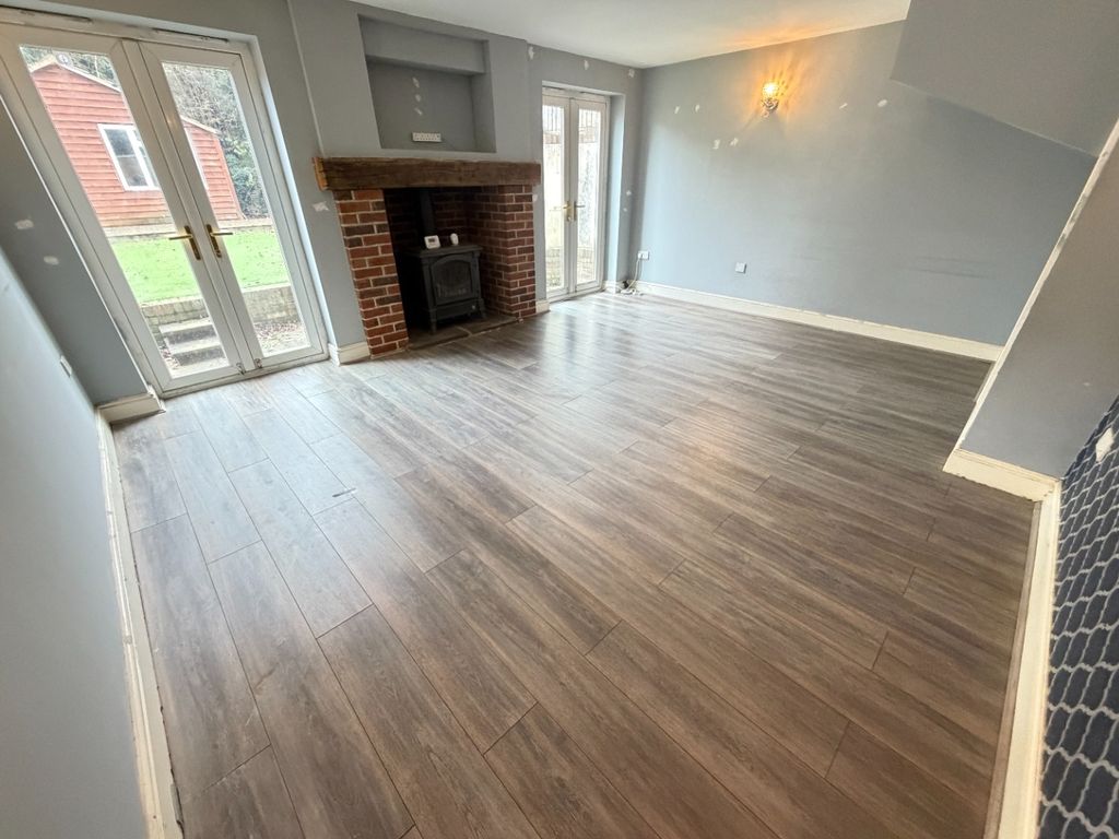 Property photo 3 of 19 5032233