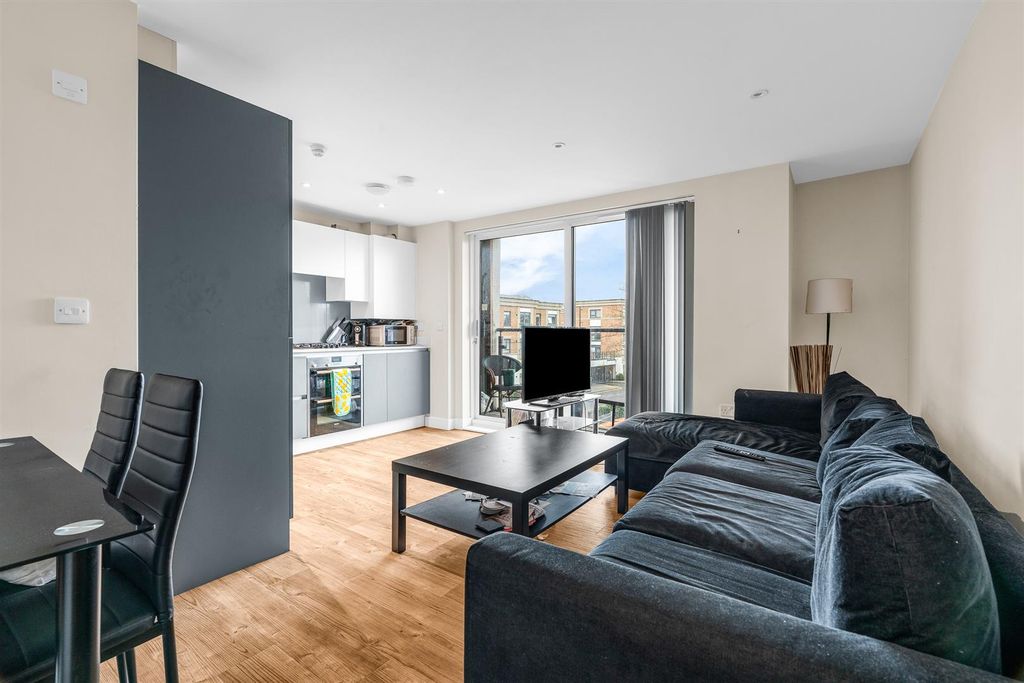 Property photo 2 of 13 Internal-5.Jpg