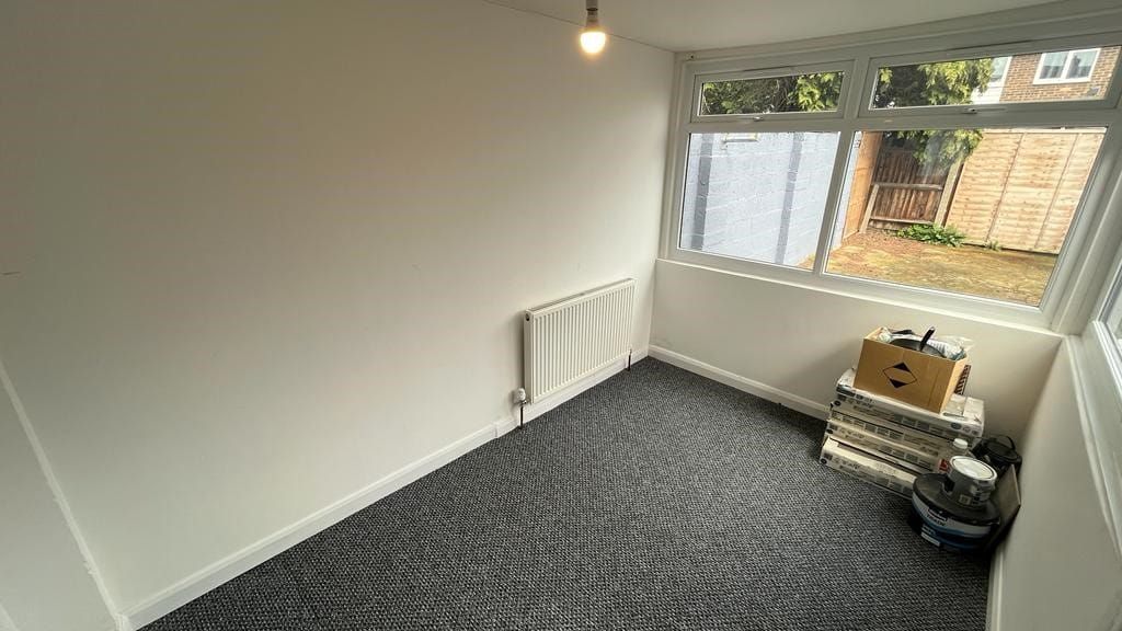 Property photo 3 of 12 Dining Area