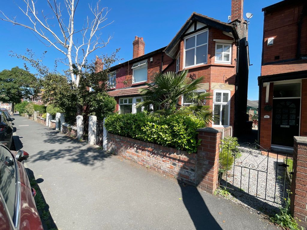 Property photo 1 of 21