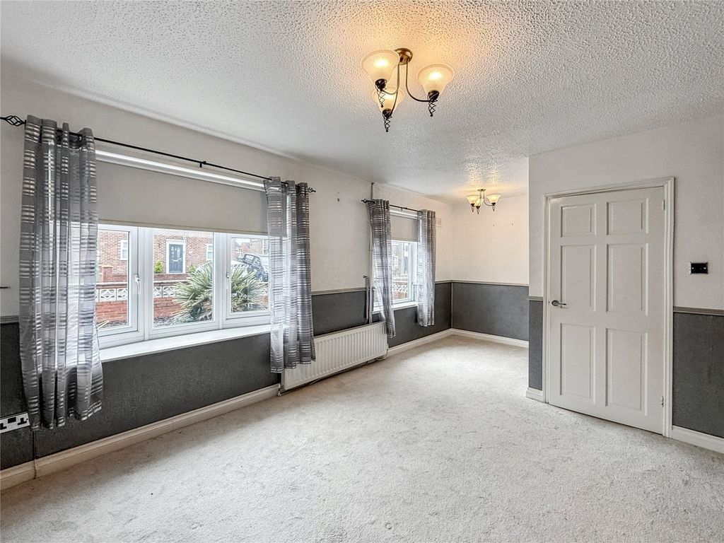 Property photo 3 of 11 Picture No. 07