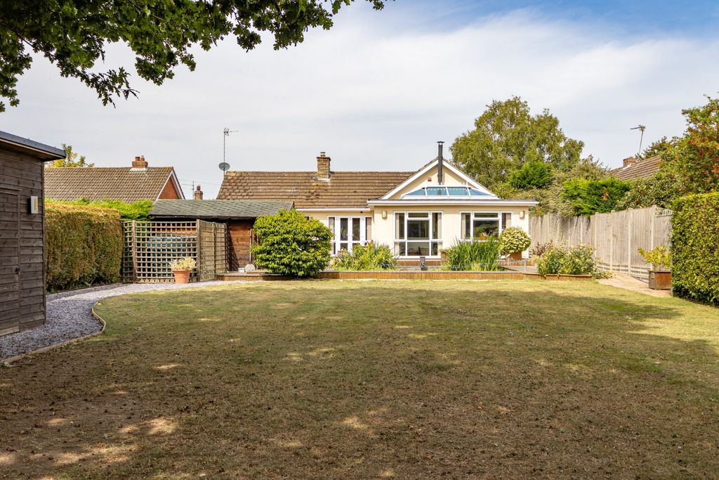 Property photo 2 of 42 3767904