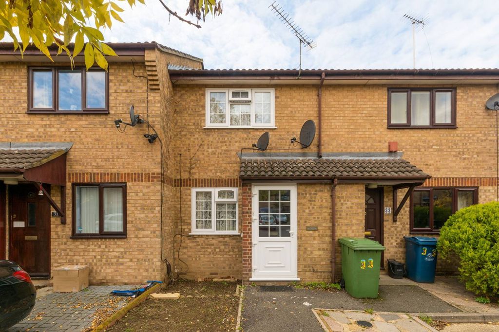 Property photo 1 of 8