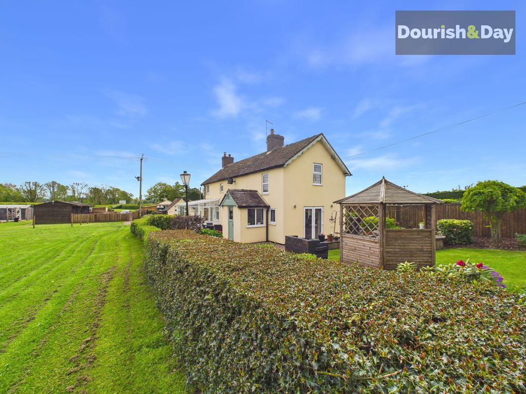 Property photo 1 of 44