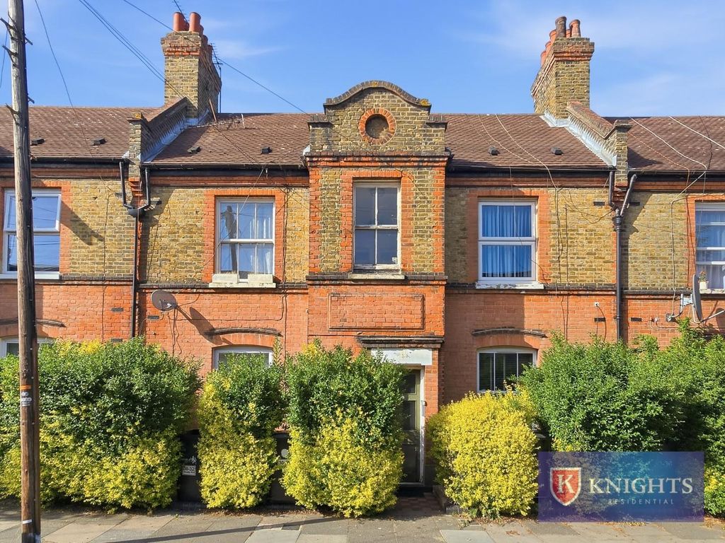 Property photo 1 of 17