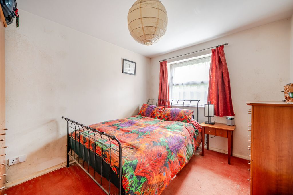 Property photo 3 of 7 1449627-16-69E77c...
