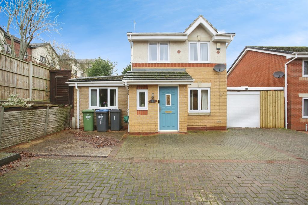 Property photo 1 of 20