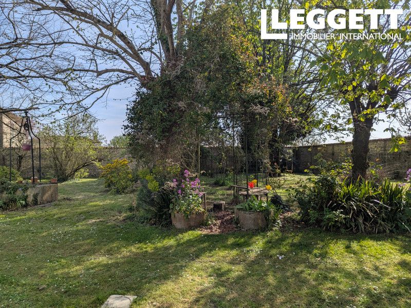 Property photo 2 of 10