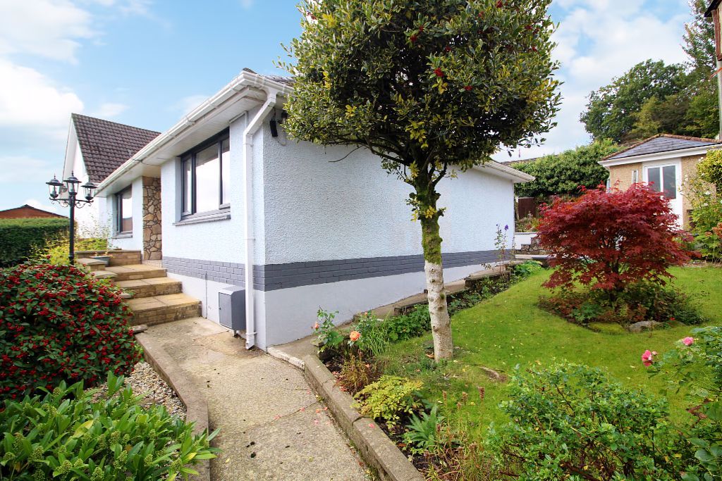 Property photo 2 of 20 Front Aspect