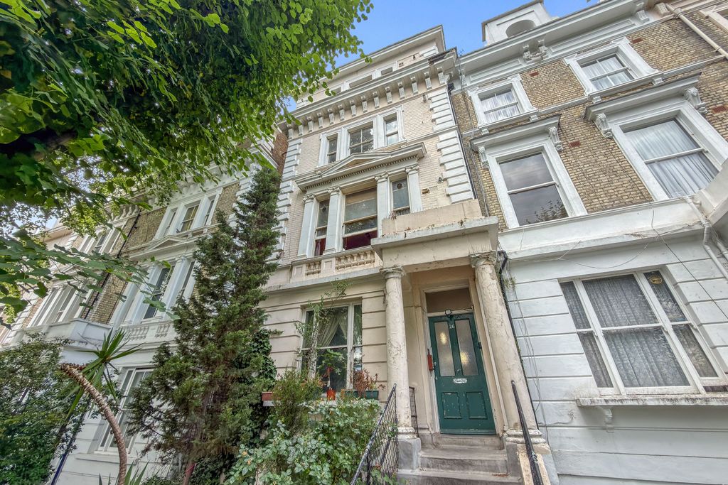 Property photo 1 of 9 26C Cambridge Gardens, Notting Hill, London W10 5Ub