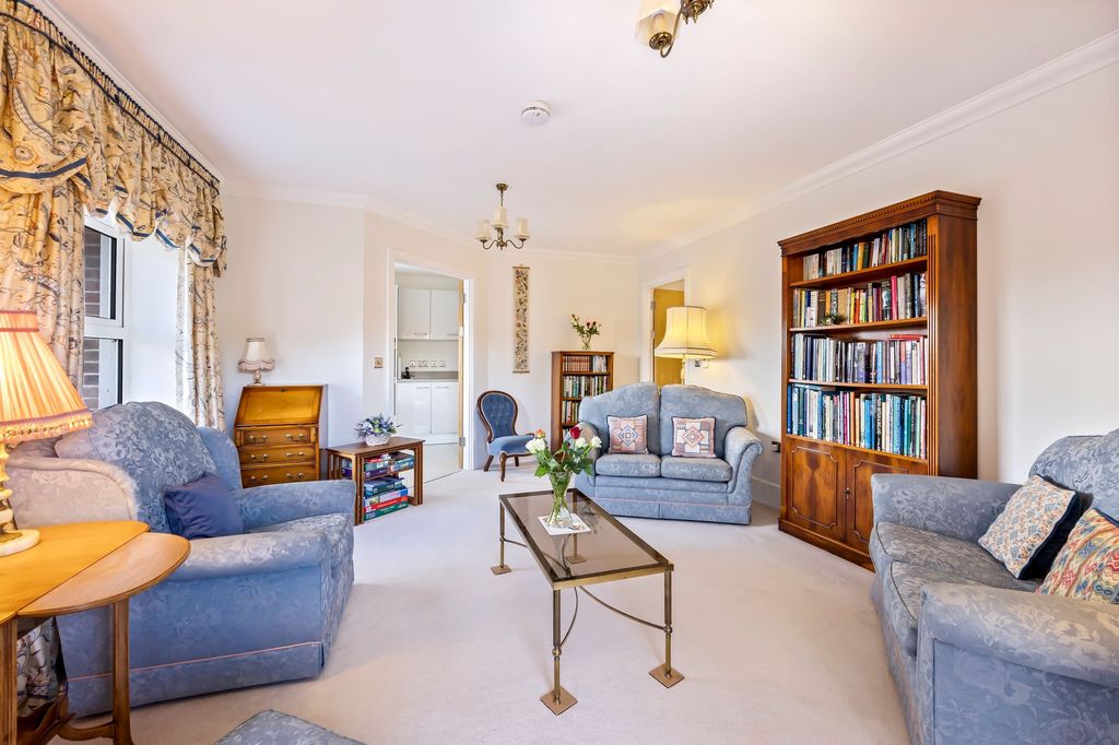 Property photo 3 of 22