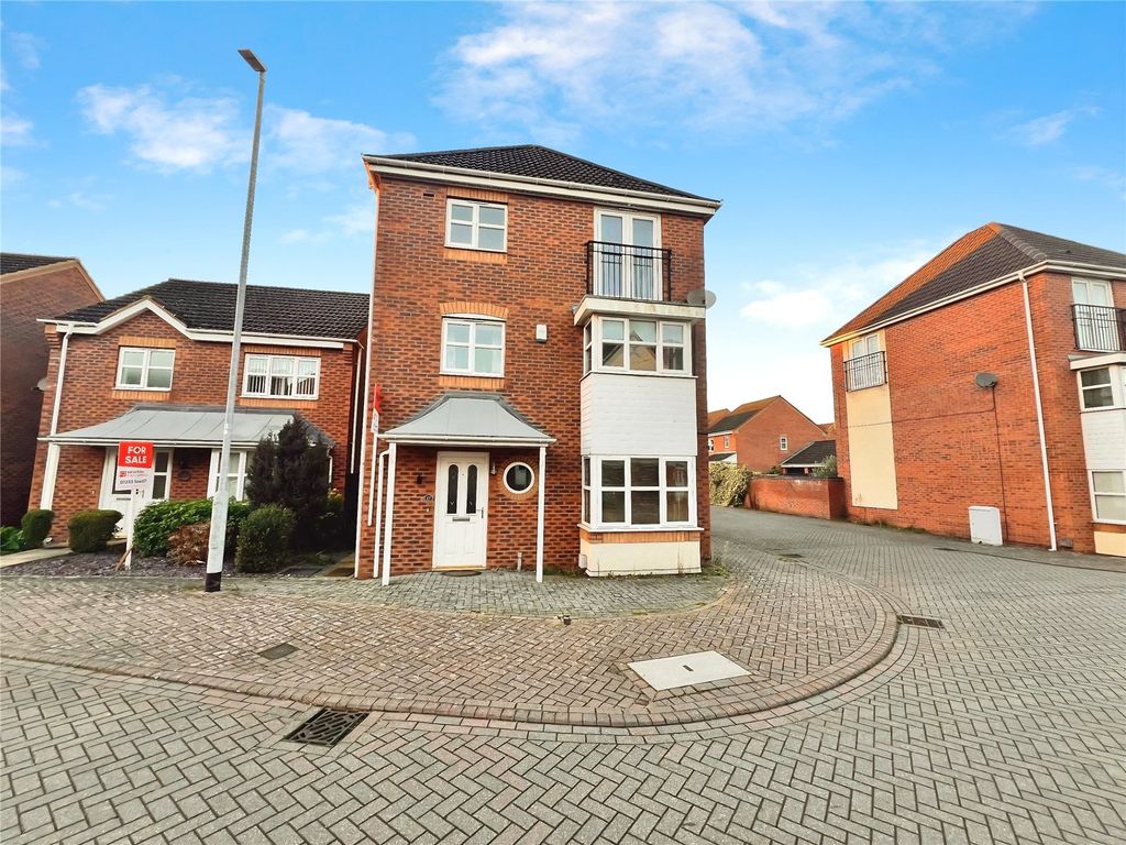 Property photo 1 of 18 Front