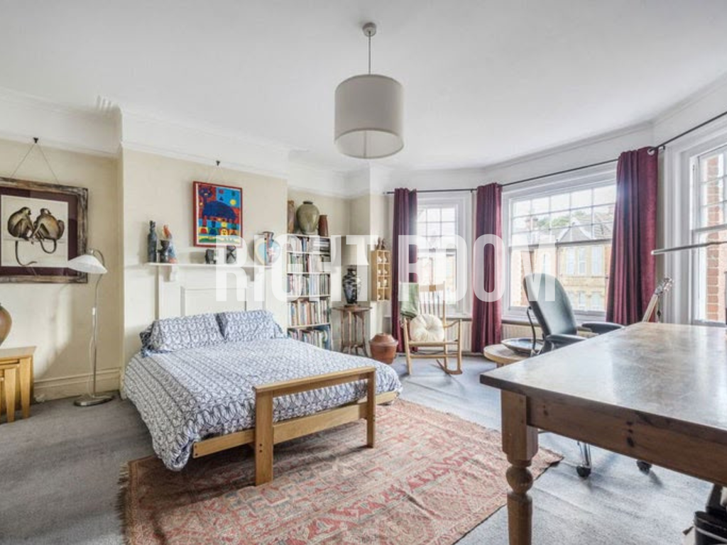Property photo 1 of 4