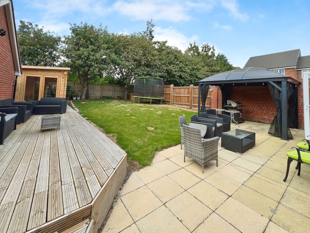 Property photo 3 of 19