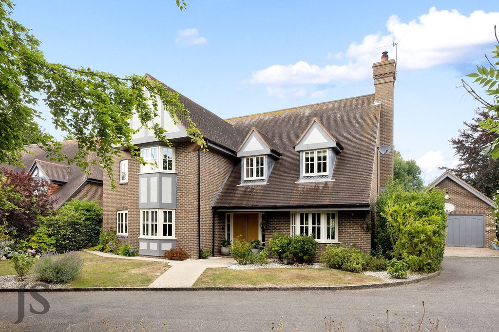 Property photo 1 of 35