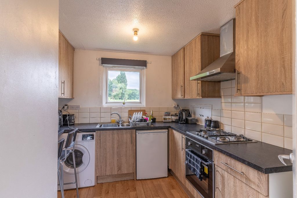 Property photo 2 of 12 3105902